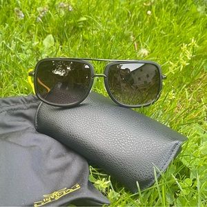 Men’s marshal look sunglasses